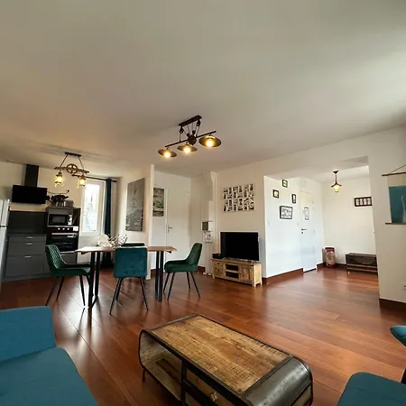 Captain Yoo - Terre Neuvas - Du Capitaine Sur Le Port *