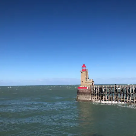 Captain Yoo - Terre Neuvas - Du Capitaine Sur Le Port フェカン